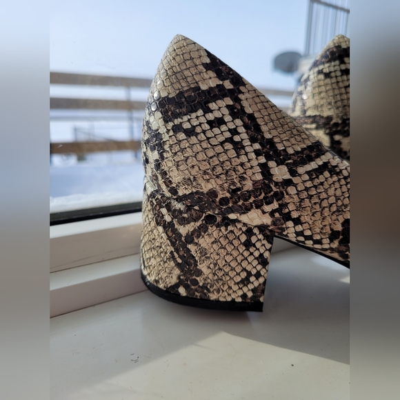 Joe Fresh snake print heels size 8 NWOT - Picture 4 of 5